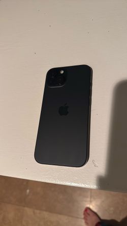 iPhone 15 128GB