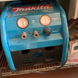 Compressor Makita double tanker