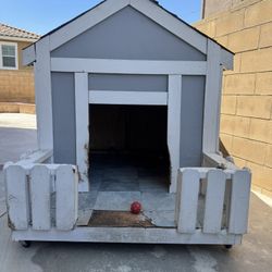 Huge Dog House 