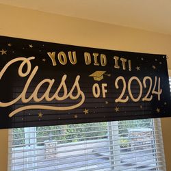 2024 Graduation Decorations