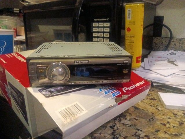 Pioneer Car Stereo D E H - P7700mp Excellent Condition