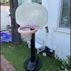 Basketball Hoop 