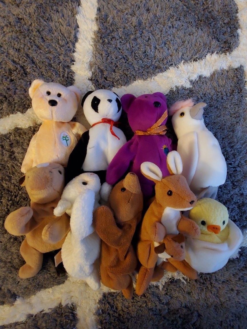 9 beanie babies