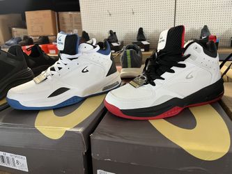 Beautiful Man Tennis Shoes $20