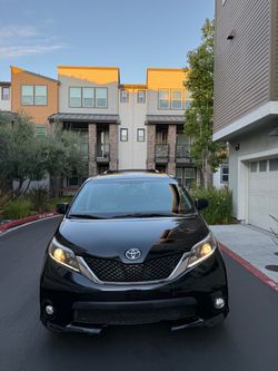 2017 Toyota Sienna SE