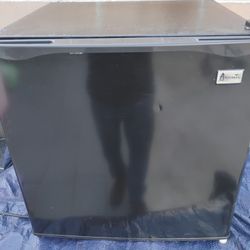 Mini Refrigerator 