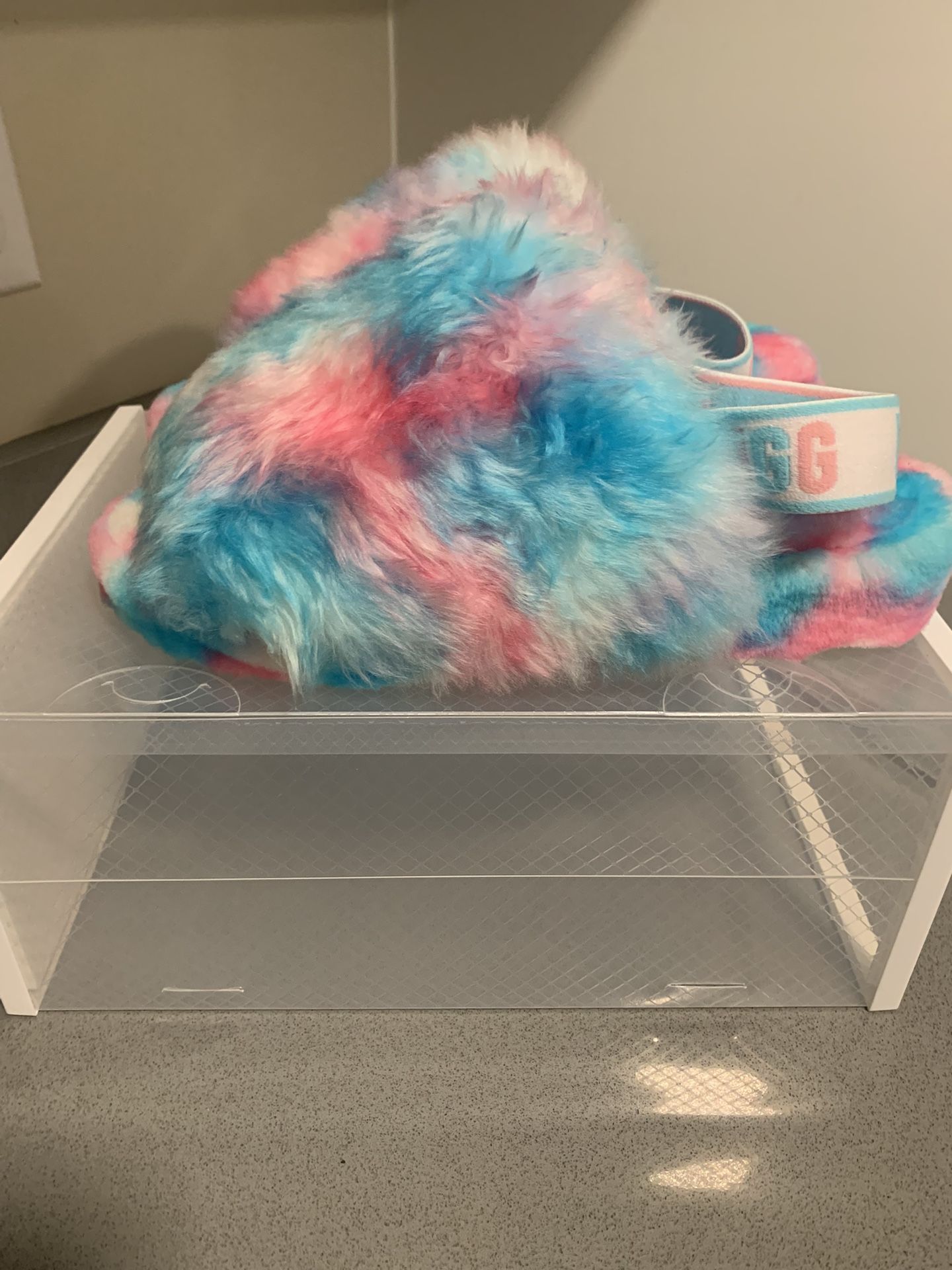UGG Fluff Yeah Pride Slide Slipper Size 12