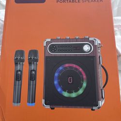 Portable Speaker 2 mics and remote