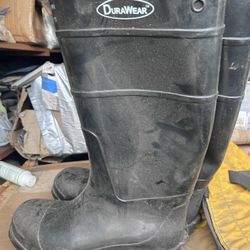 Rain Boots Size 11