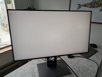 2 x Dell UltraSharp u2718q
