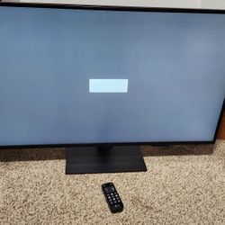 43" LG Desktop Computer Monitor 4K
