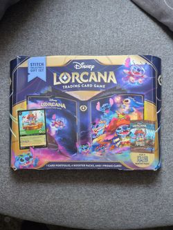 Disney -:Stitch Collectors Gift Set.  ( New! )