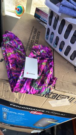 Lululemon Fast and Free HR Tight 25" in colorful abstract print (Nulux fabric)