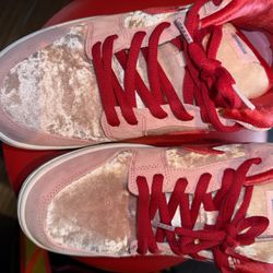 Nike Valentine dunks