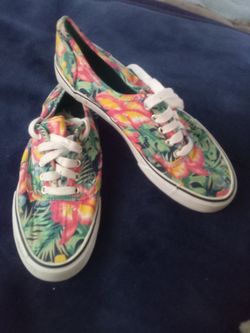 Size 8 womens shoes