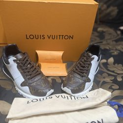 Louis Vuitton Sneakers