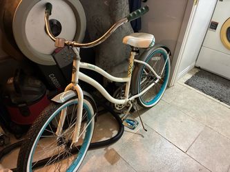 Huffy Cranbrook beach cruiser