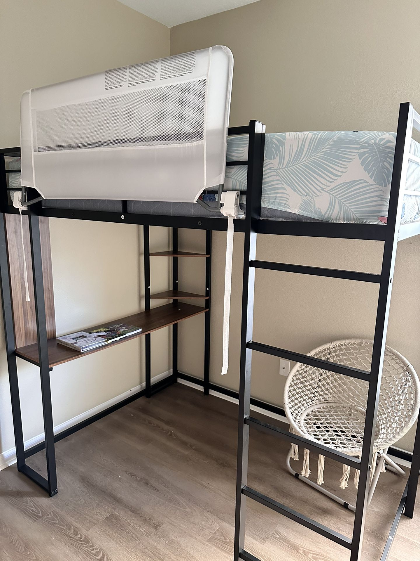 Full Size Loft Bed  With Desk  190 Or Best Offer