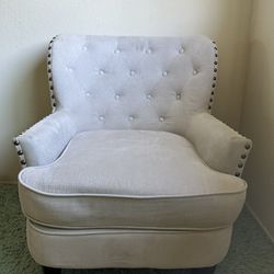 Alton Furniture Group - Armchair