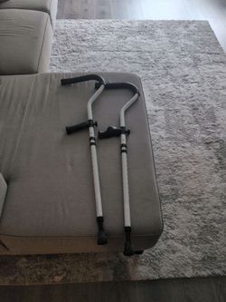 Ergonomic Crutches