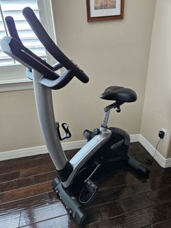 3G Cardio Elite Upright Bike
