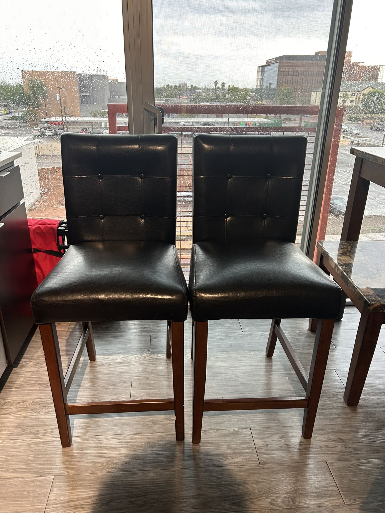 Set of 2 Black Faux Leather Bar Stools – Counter Height, Wood Frame