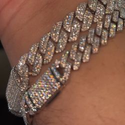 VVS1 Clarity Diamond Bracelet 