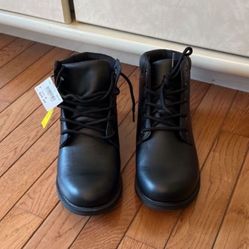 Boys Size 6 New With Tags