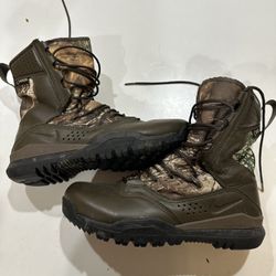 Nike, Men’s Waterproof Boots, Size 9
