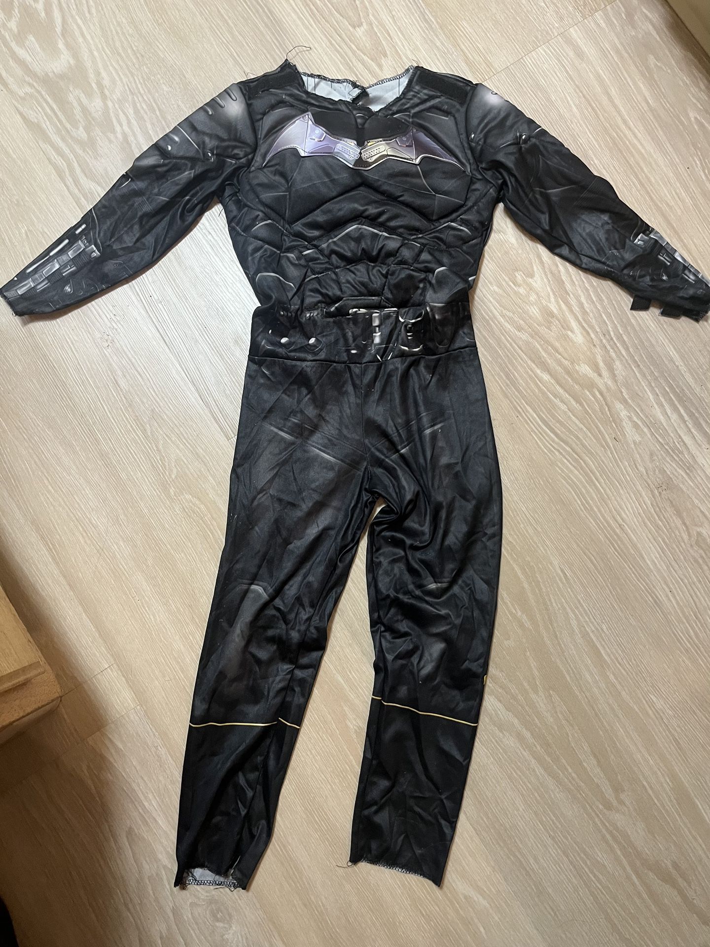 Batman Halloween Costume Size Small (4-6)