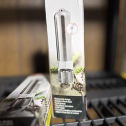 Salt and Pepper Mills