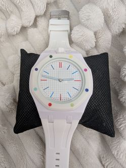 Royal pop White Silicone Analog Watch Colorful Accents