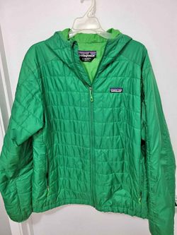 Patagonia Large Nanopuff Jacket Hooded