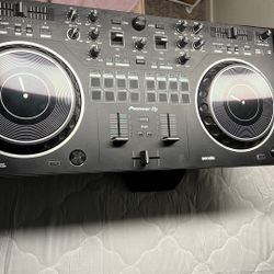 Pioneer DJ Serrato DDJ -Rev1