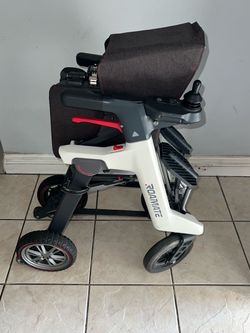 Roamate 3-in-1 Rollator & Electric Wheelchair