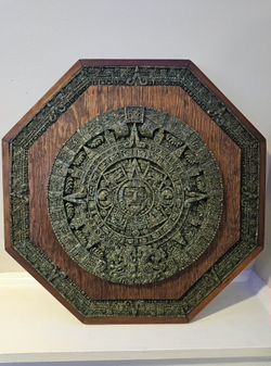 Vintage Aztec Mayan Calendar Wall Plaque