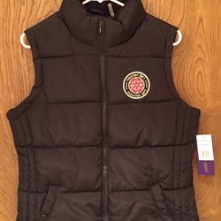 MADDEN GIRL Puffer Vest. Women’s Black Quilted Sleeveless Collared Jacket. Size Medium. New With Tags 