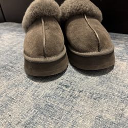Disquette UGG slippers 