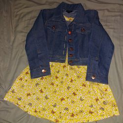 Size 4/5 Toddler Girl Clothes. 