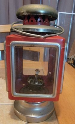 Red and Goldtone Metal Carriage Lamp
