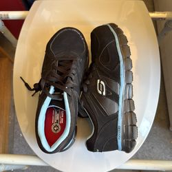 Sketchers- composite toe work shoes