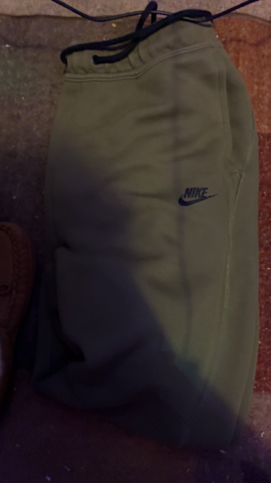 nike tech pants