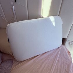 Casper Cooling Foam Pillow – Standard Size