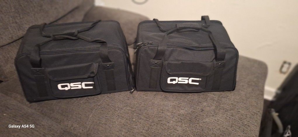Qsc K8.2 ( 2000 Watts)