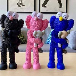 Kaws Nuevo En Su Caja Original 