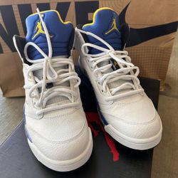 Jordan 5 Retro Laney Size 7.5M