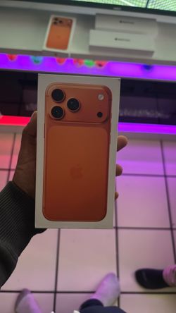 Iphone 17 pro max orange
