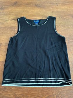 Charter Club sleeveless knit top size L