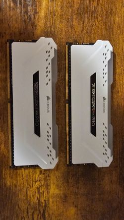 Corsair Vengeance RGB Pro 16GB DDR4 Memory RAM