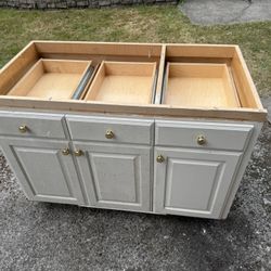 BASE CABINET